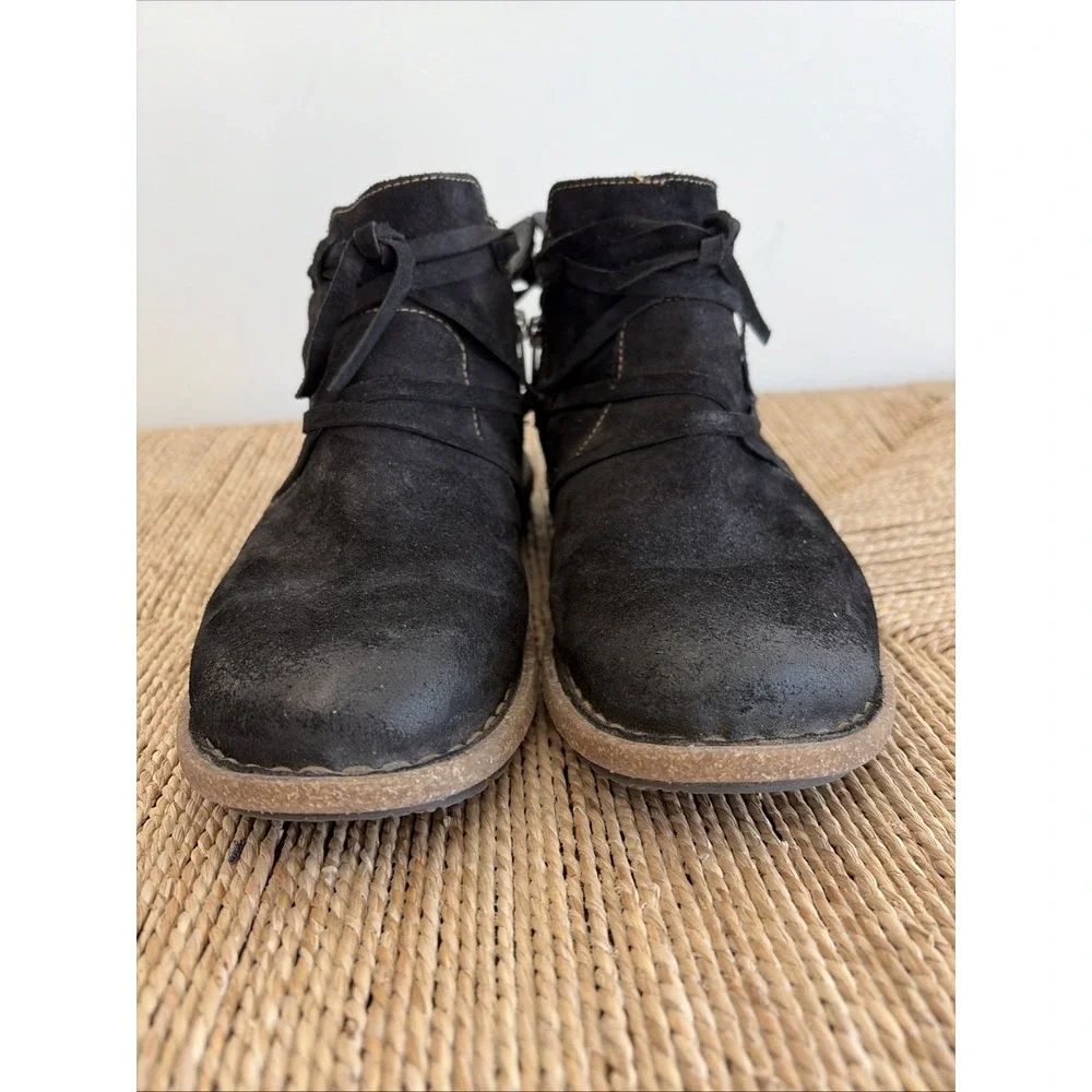 Born Boots Tarkiln black distressed ankle bootie zip‎ Womens Sz 8.5/40 Grunge